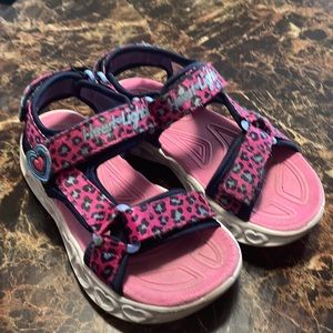 Skechers heart lights little girls size 12